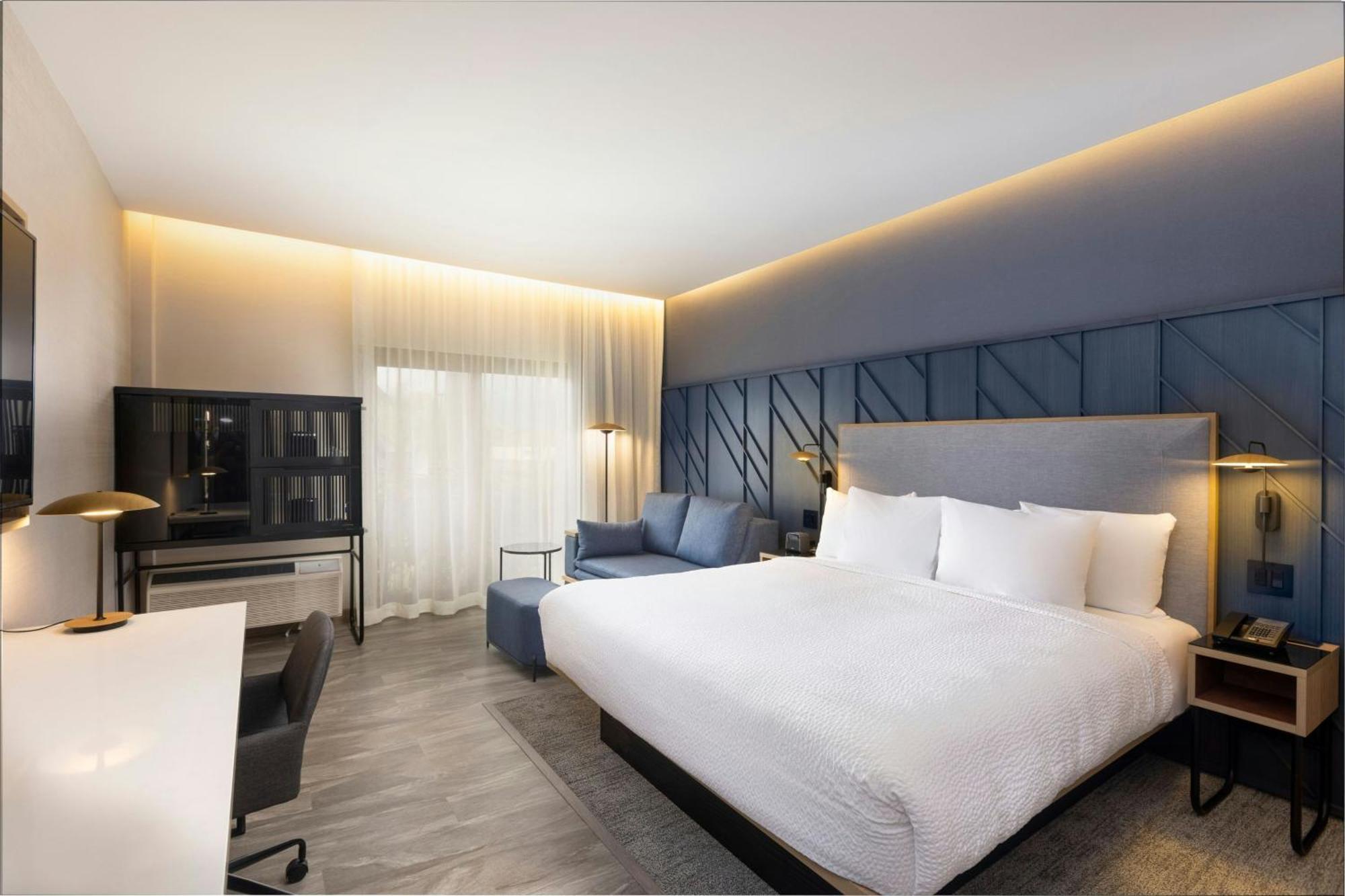 מלון Courtyard By Marriott San Jose Escazu מראה חיצוני תמונה