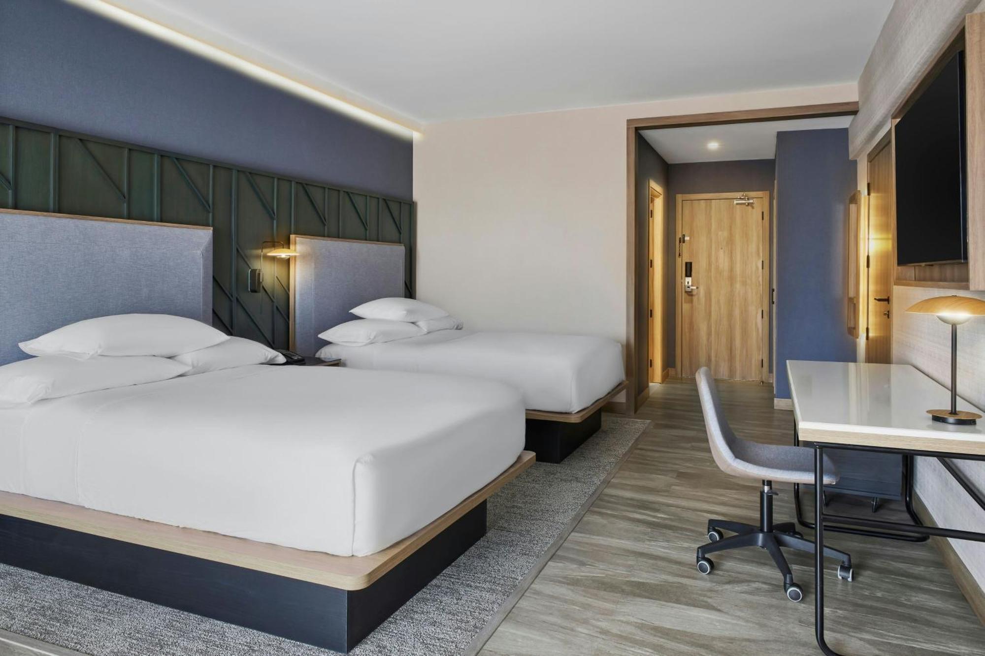 מלון Courtyard By Marriott San Jose Escazu מראה חיצוני תמונה