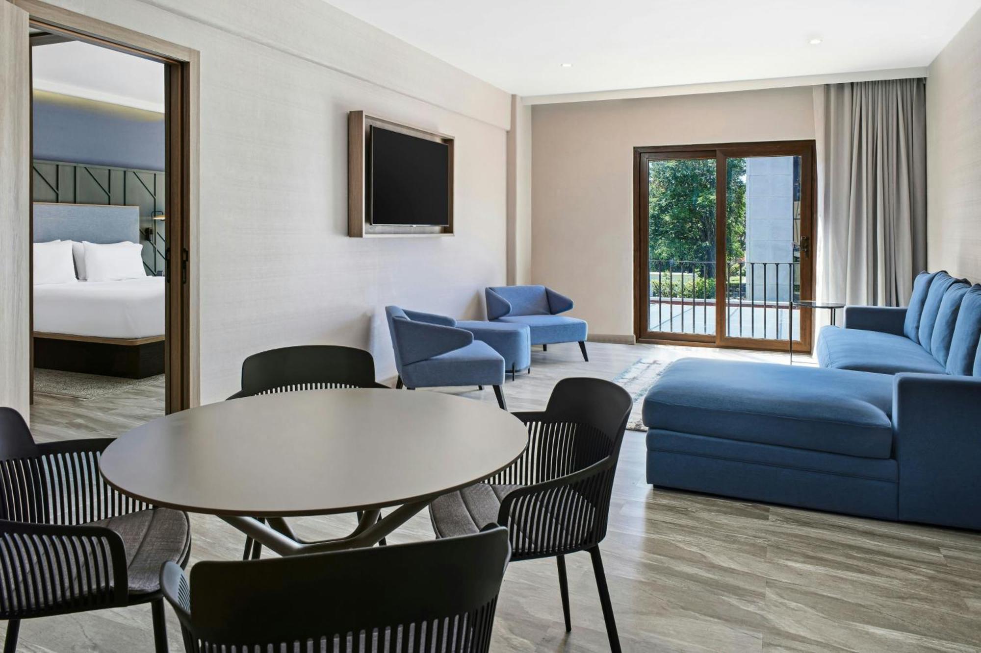 מלון Courtyard By Marriott San Jose Escazu מראה חיצוני תמונה