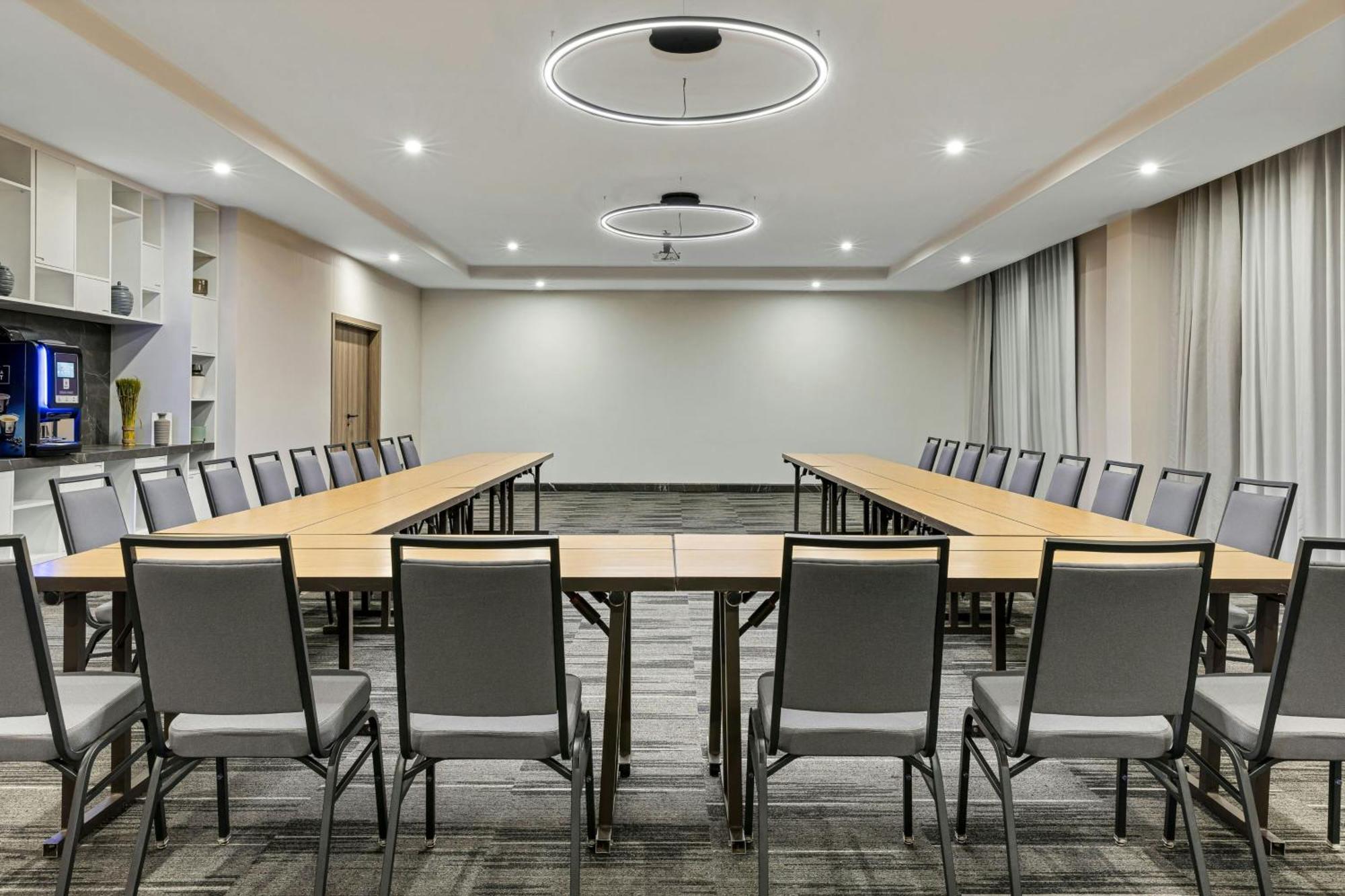 מלון Courtyard By Marriott San Jose Escazu מראה חיצוני תמונה