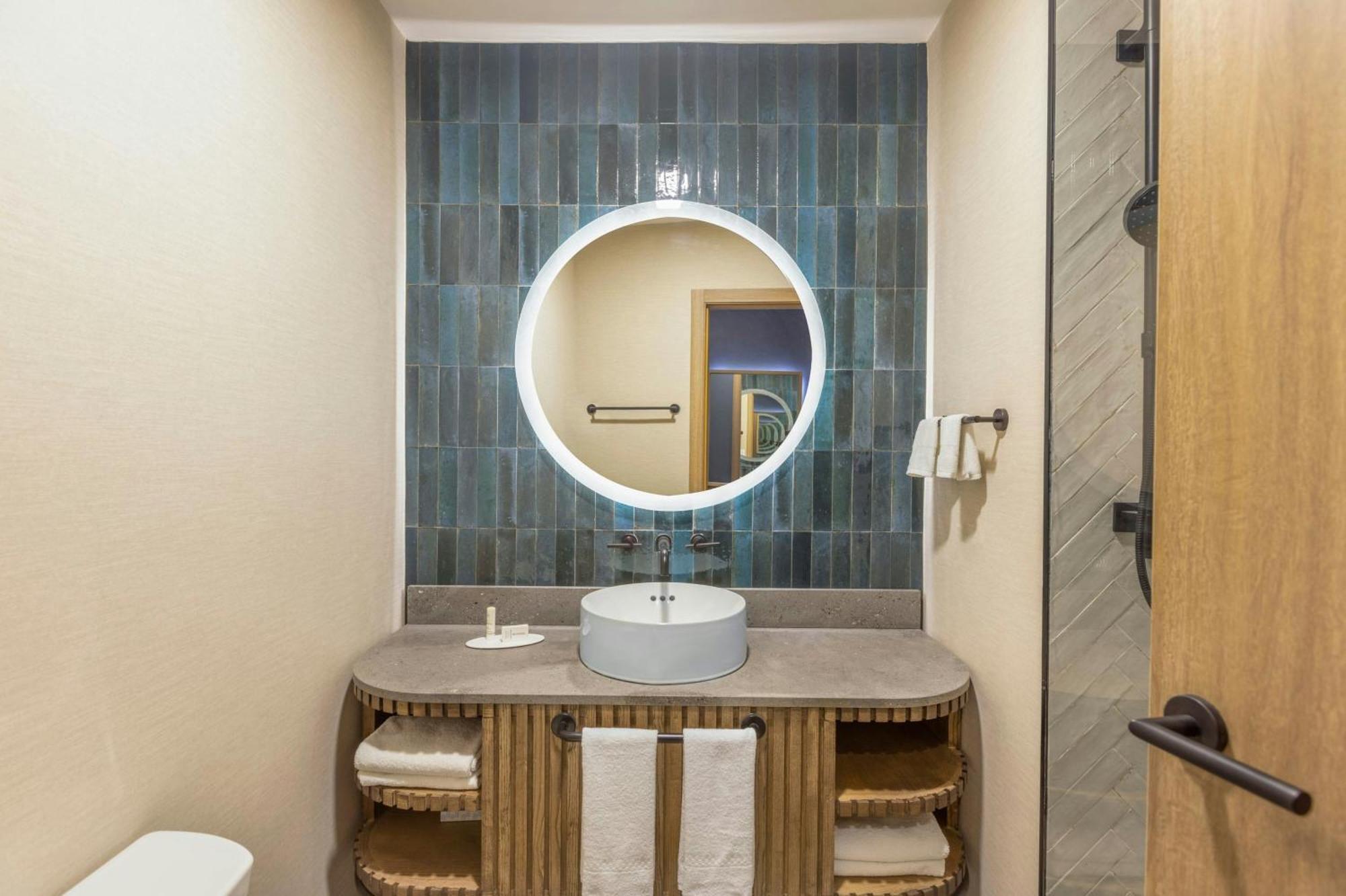 מלון Courtyard By Marriott San Jose Escazu מראה חיצוני תמונה