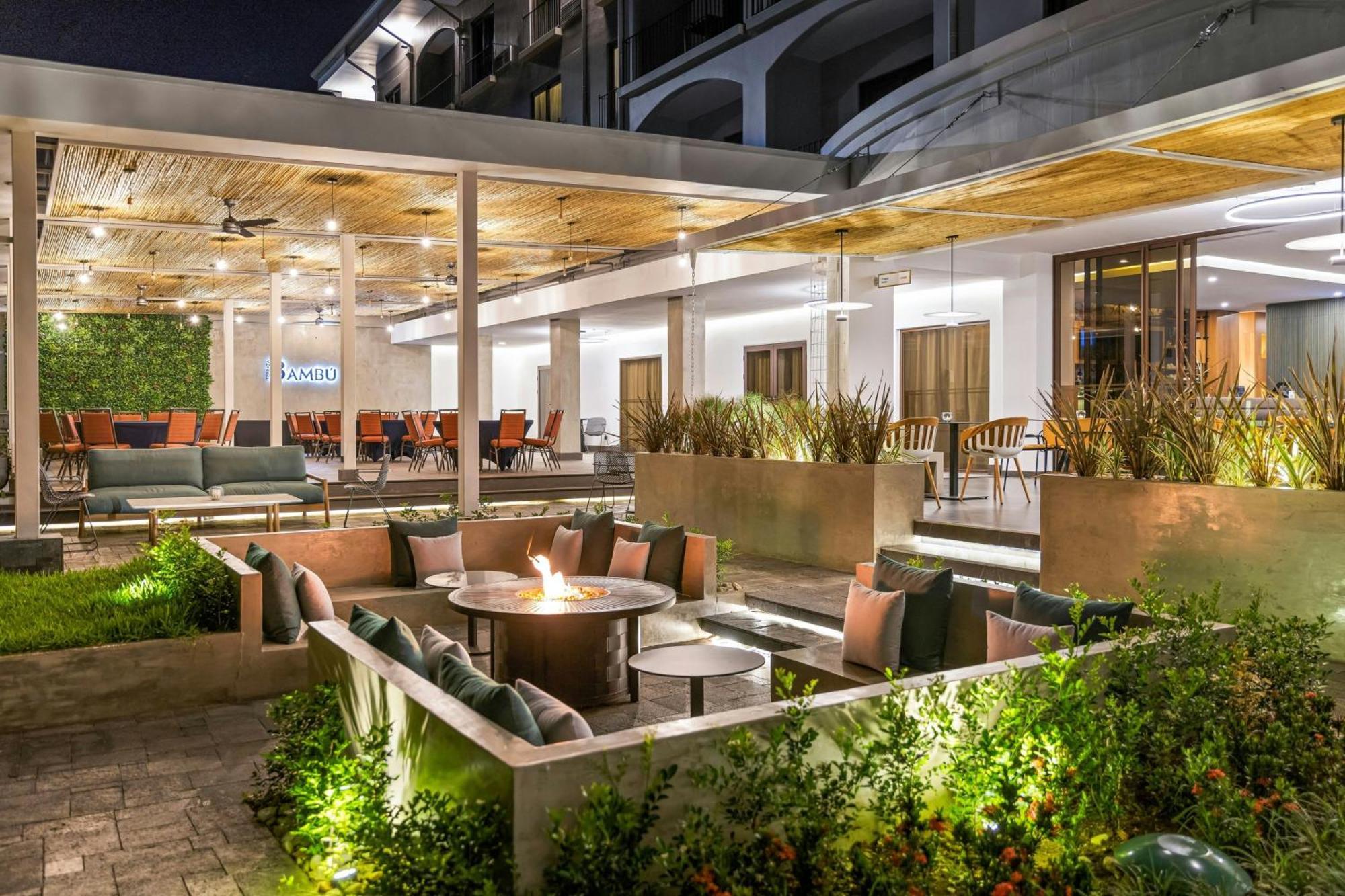 מלון Courtyard By Marriott San Jose Escazu מראה חיצוני תמונה
